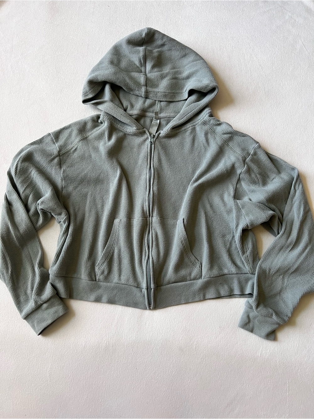 SKIMS Light Sage Green Zip Hoodie Crop 2X sheik chic minimalist Kim kardashian